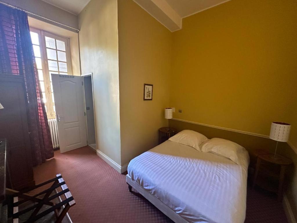 Camping Et Hotel Chateau Du Haget Montesquiou ภายนอก รูปภาพ